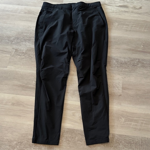 Lululemon Men's Gray Performance Pants - Picture 1 of 9